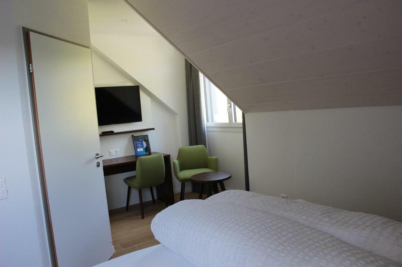 Seehotel Delphin Meisterschwanden Esterno foto